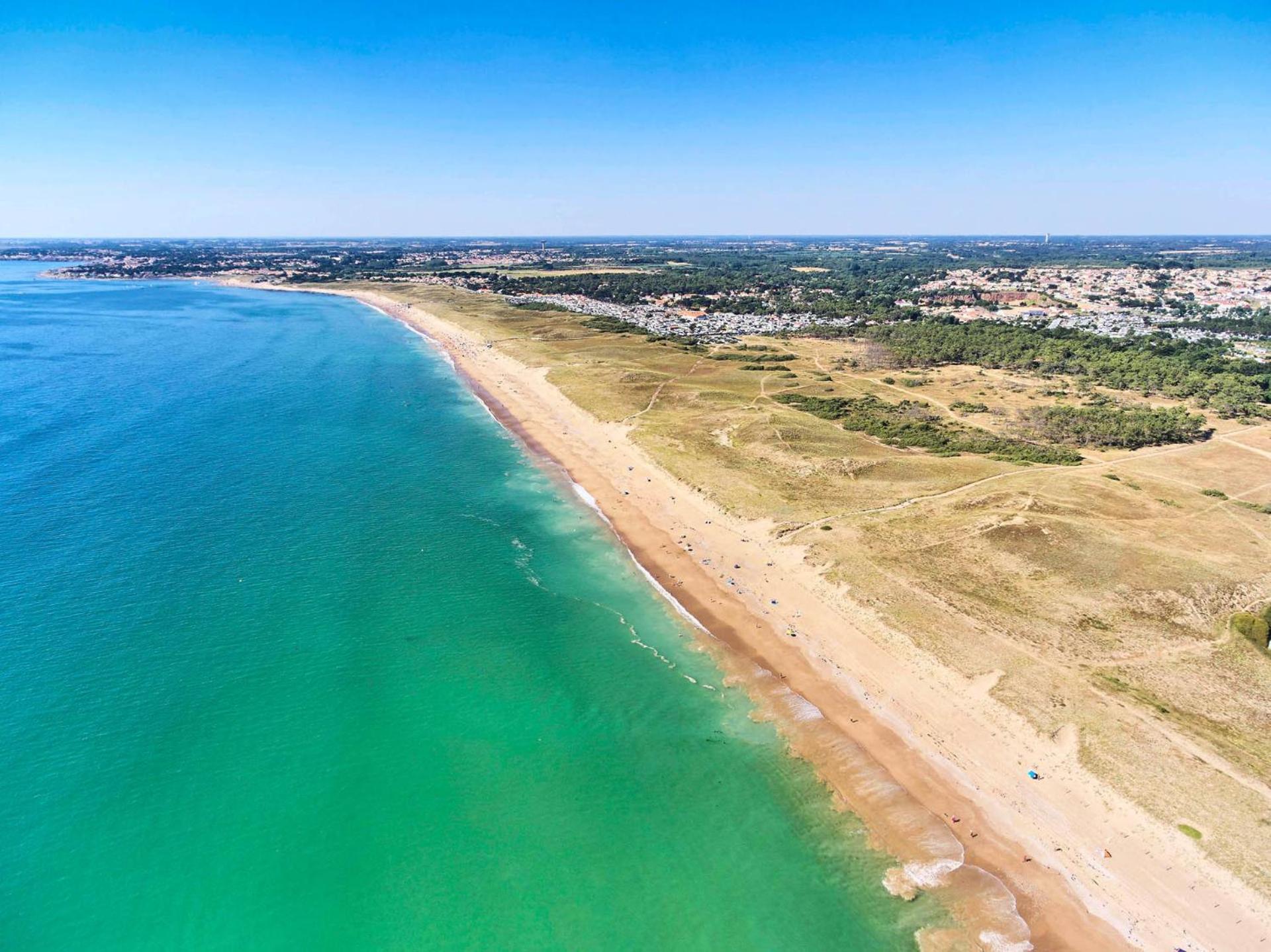 Le Bateau Ivre 50 M De La Plage Saint Gilles Croix de vie Dış mekan fotoğraf